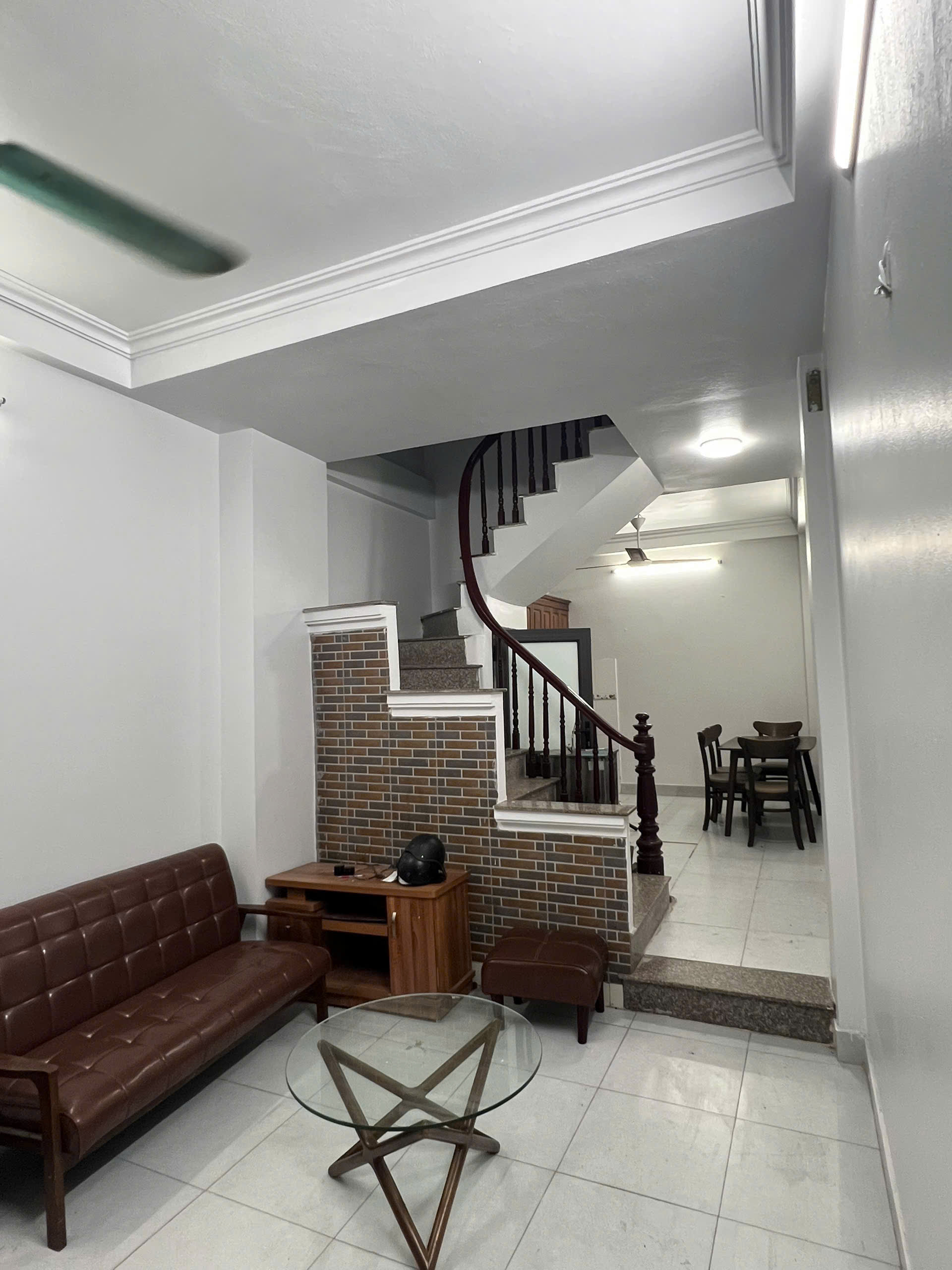 Cho thuê nhà ngõ 22 Lương Khánh Thiện, 4 tầng + 1 tum, 33m2, 4 ngủ, 12 Triệu - Ảnh chính